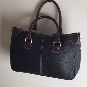✔️Dooney Black Satchel, Brown Accents, Shoulder Bag, EUC